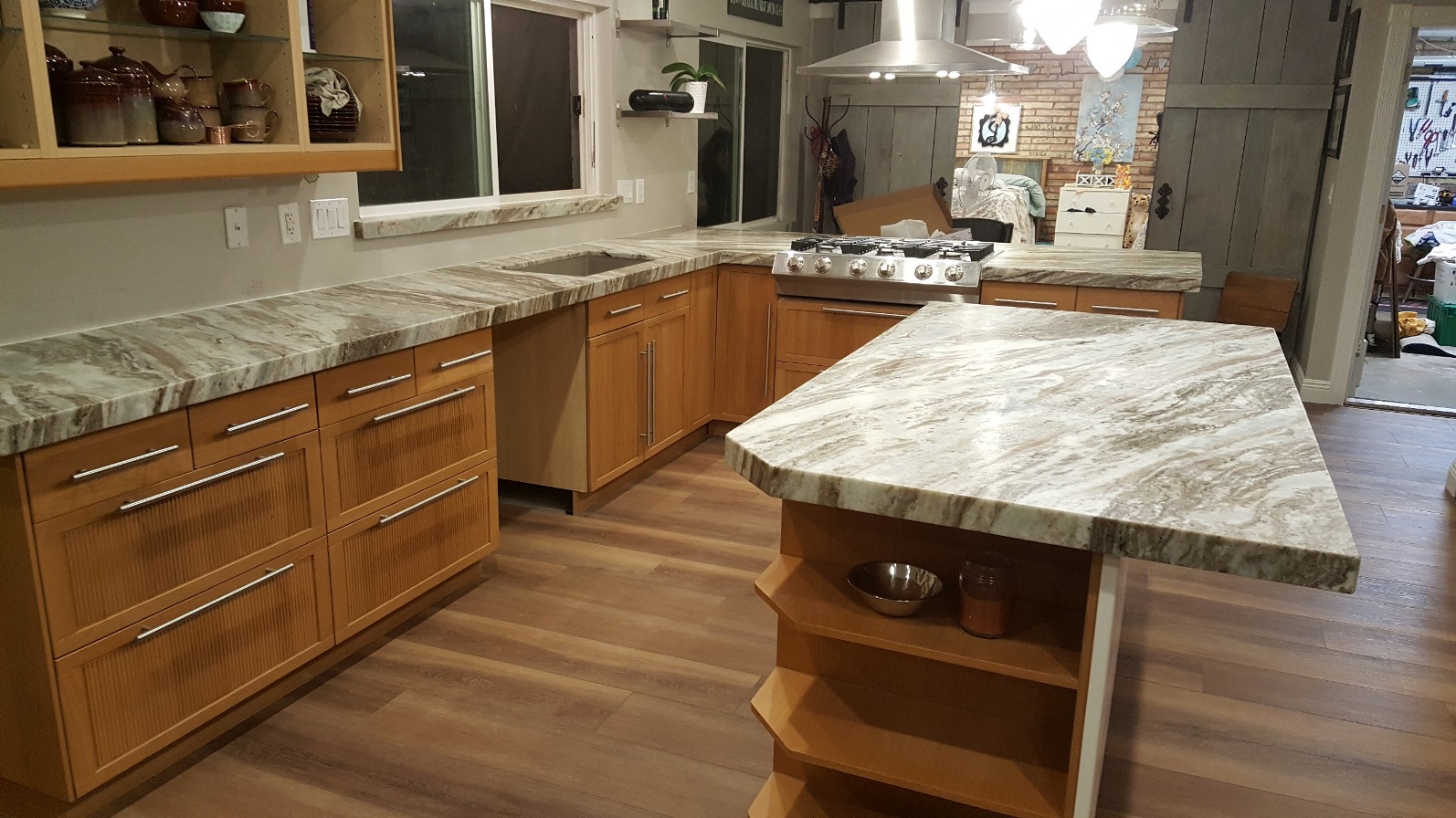 Complete Home Remodeling: When to Renovate Instead of Move